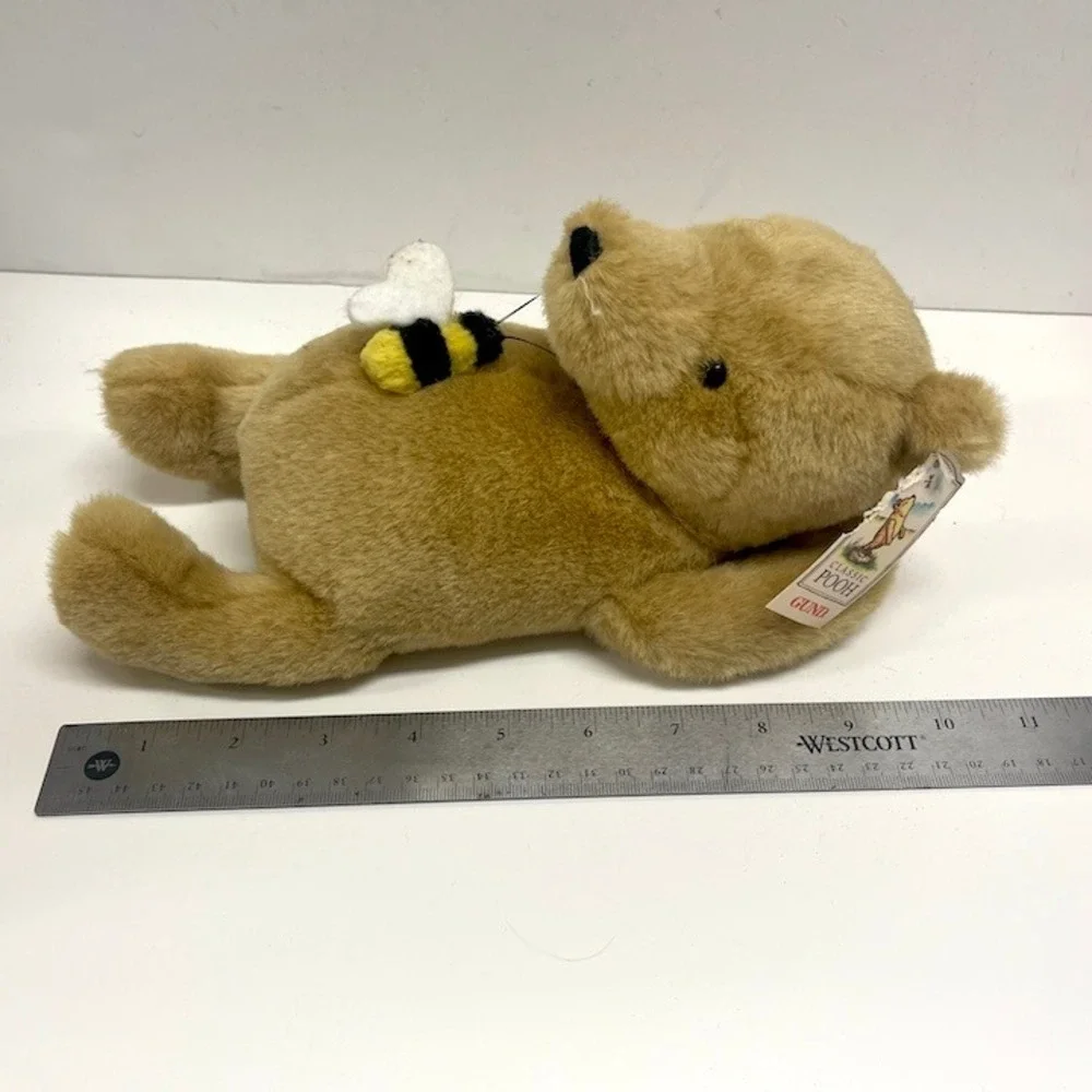 Vintage Gund Disney Classic Pooh Lying Down Bear with Bumblebee Plush